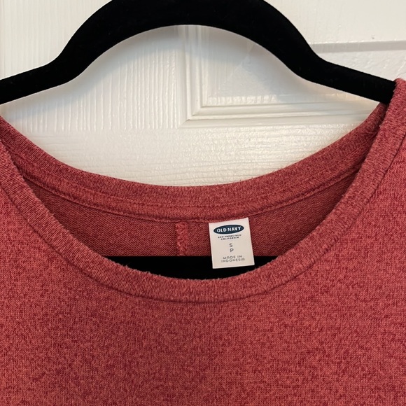 Old navy flowy tank - SMALL - Picture 4 of 5